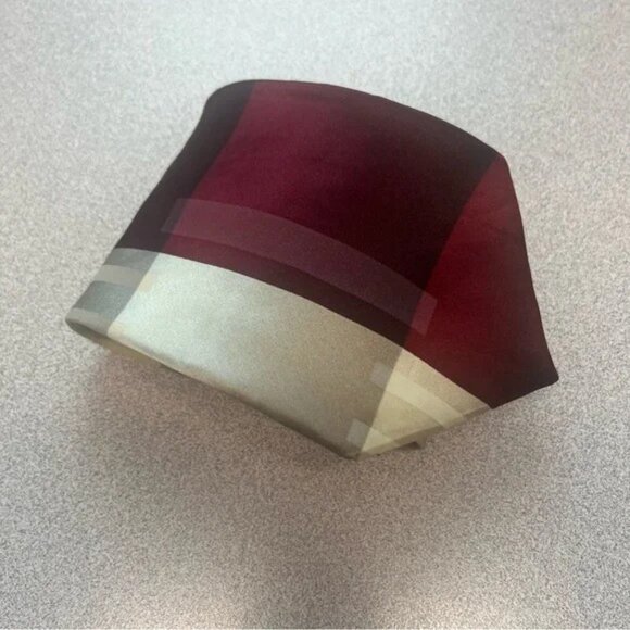 Arrow 100% Imported Silk Men's Necktie Burgundy Tan - Picture 2 of 7